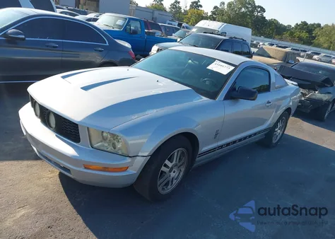 2007 Ford Mustang V6 Deluxe/V6 Premium from USA, damaged, VIN 1ZVFT80NX75331688